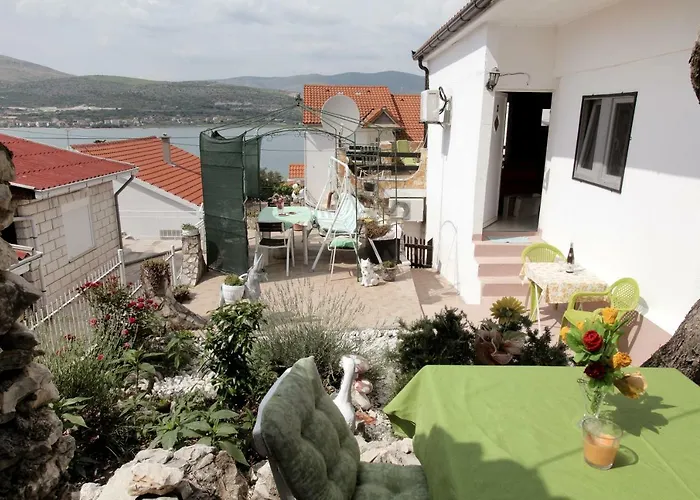 Kate Apartman